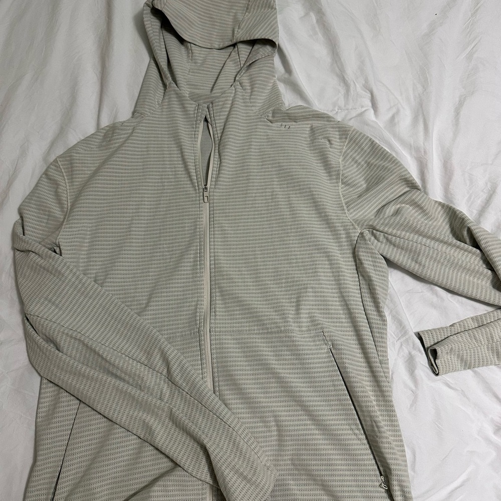 Lululemon Athletica Gray Lightweight Shirt Jacket